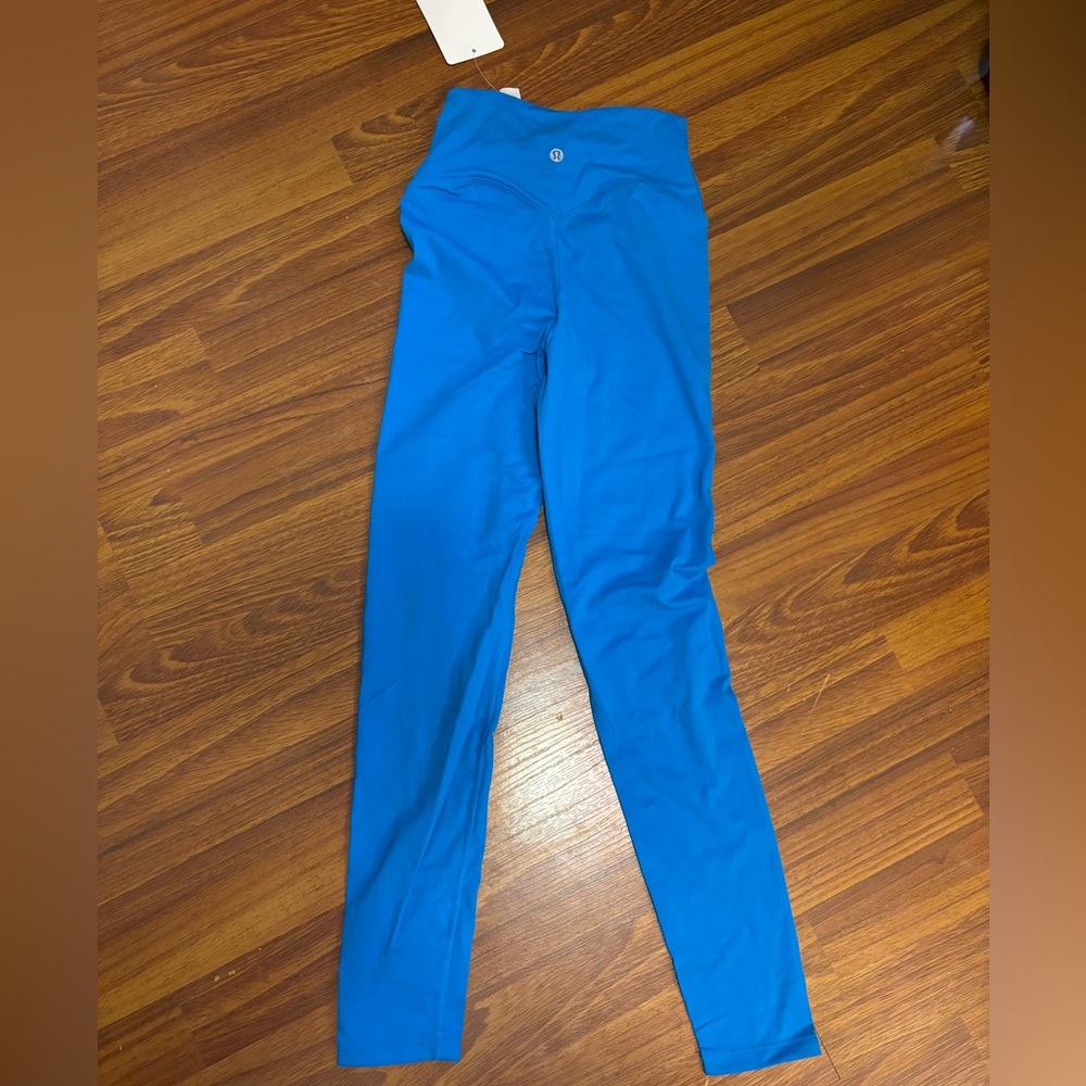 Lululemon Blue Women’s Leggings Size Small NWT